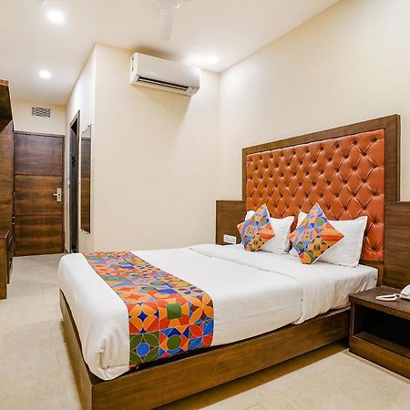 Fabhotel Vertigo Suites - Nr Bkc 뭄바이 외부 사진