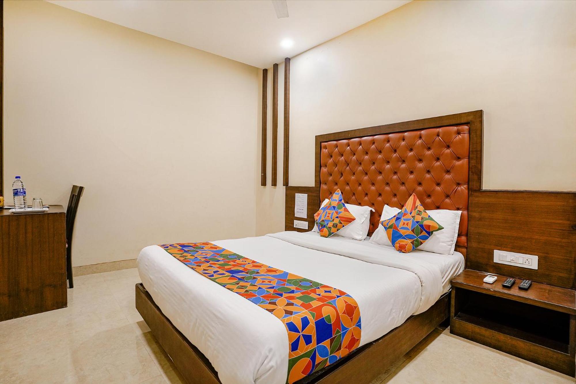 Fabhotel Vertigo Suites - Nr Bkc 뭄바이 외부 사진
