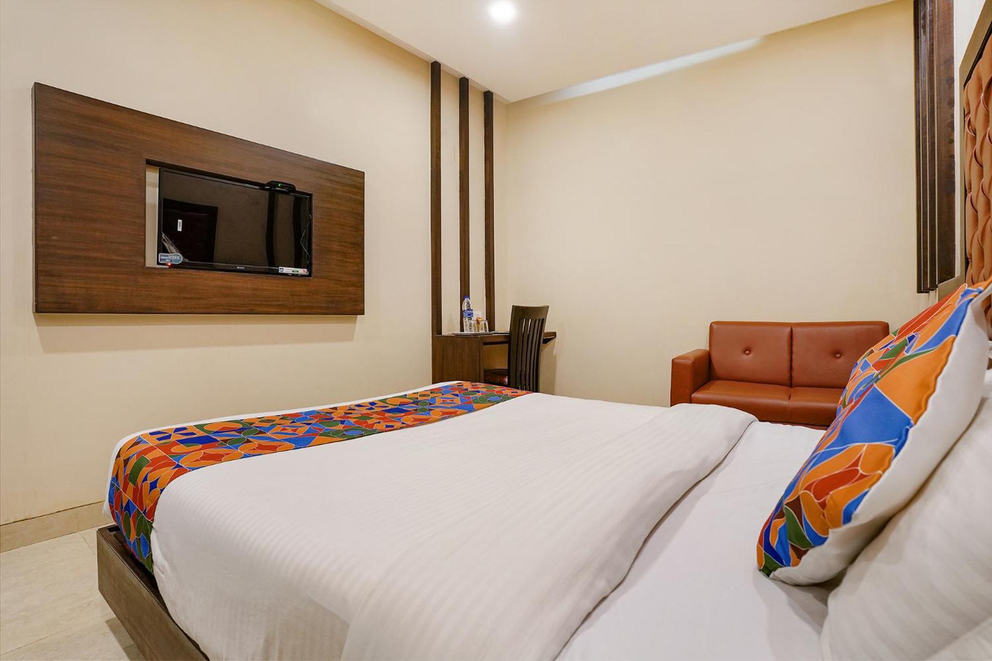 Fabhotel Vertigo Suites - Nr Bkc 뭄바이 외부 사진