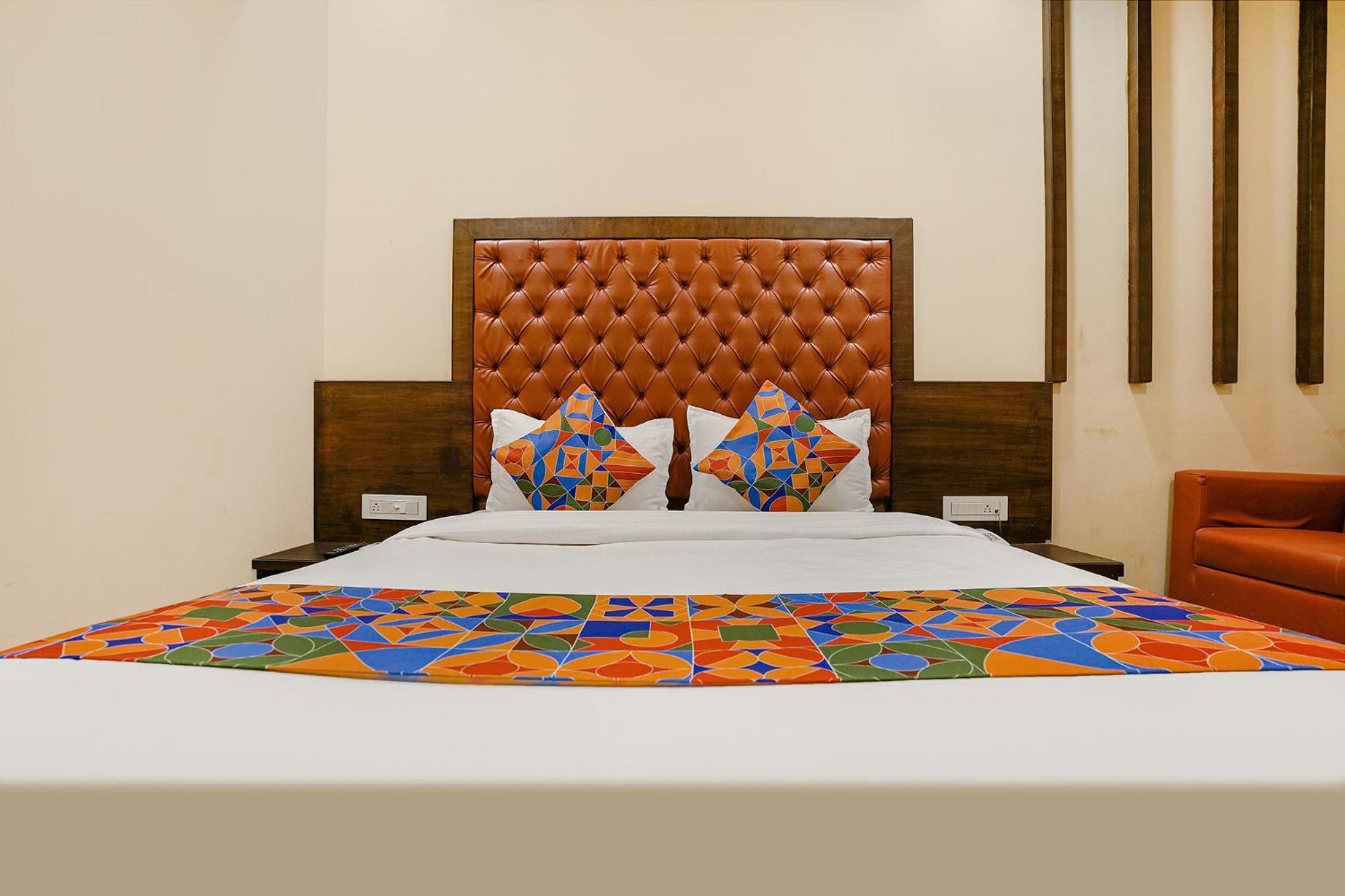 Fabhotel Vertigo Suites - Nr Bkc 뭄바이 외부 사진
